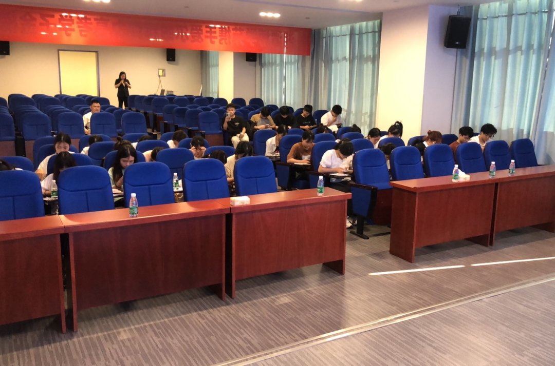 爱尔眼科湘潭地区2023年视光实习生岗前培训圆满完成插图(6)