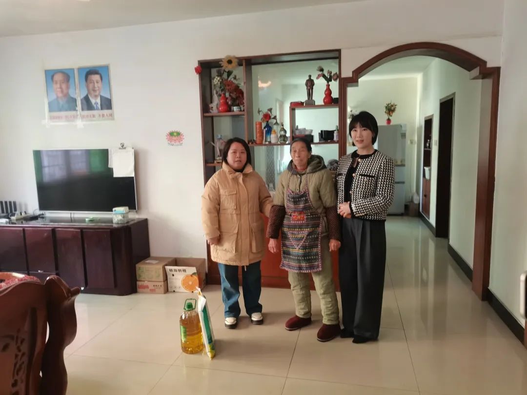 爱心汇聚！湘潭爱尔眼科为困难家庭送温暖关怀插图(3)